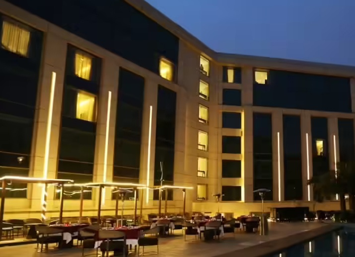 Aqua Grill Pride Plaza Gallery