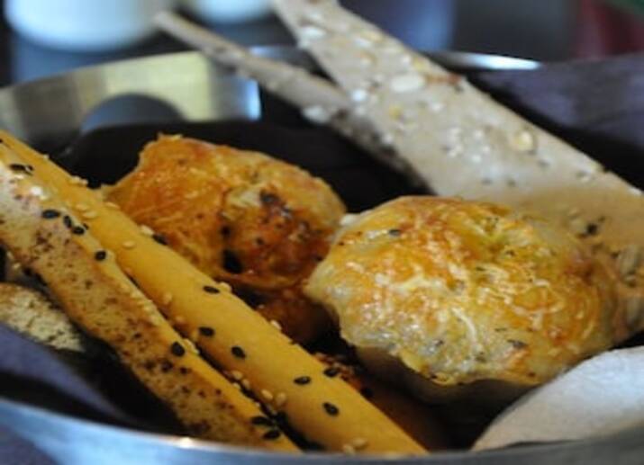 Viva All Day Dining Holiday Inn Gallery