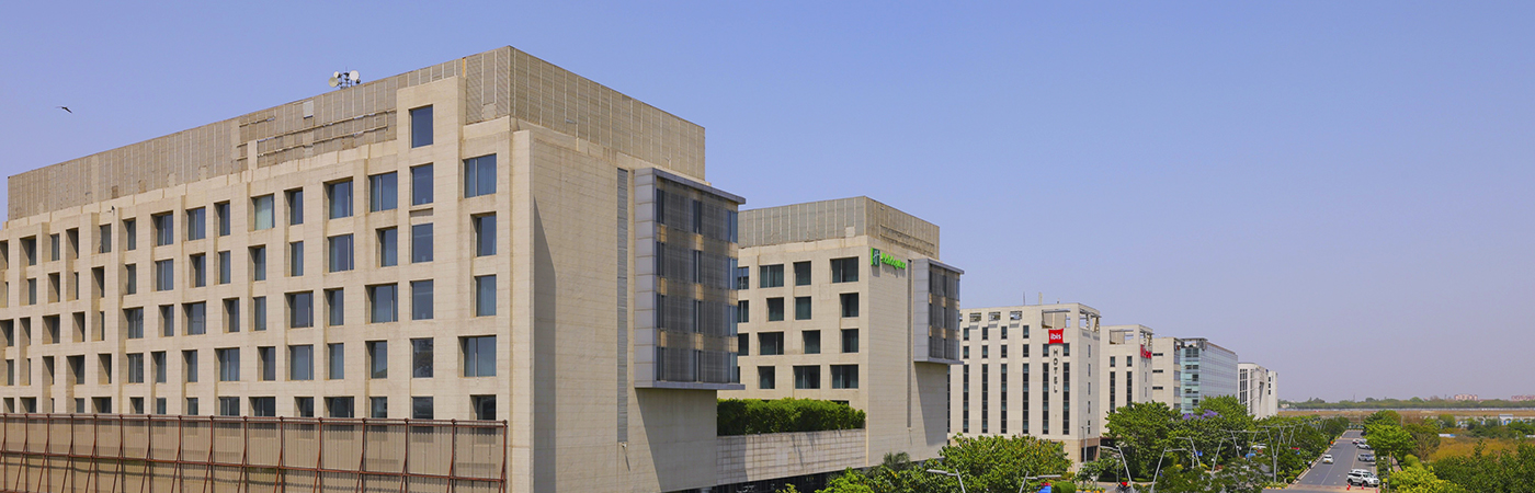 Viva All Day Dining Holiday Inn Banner